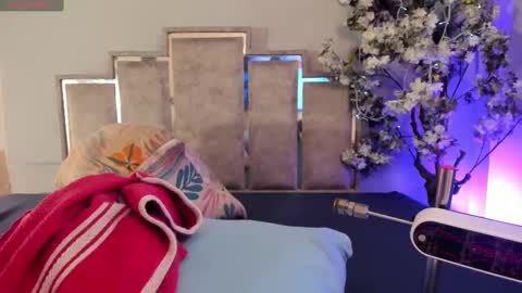 gabyyjones online show from 09.12.25