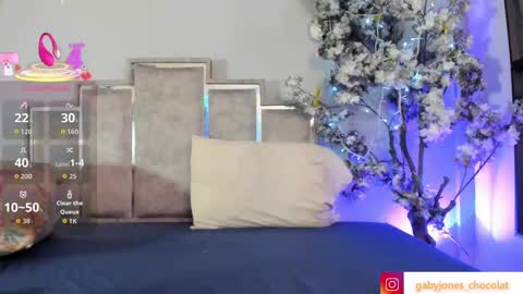 gabyyjones online show from 10.05.25