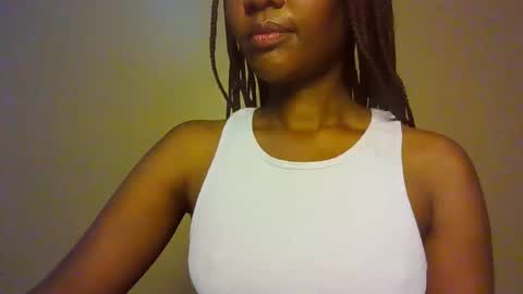 Snapshot of gada_charm chatting on 09.25.25 Gada online show from 09.25.25