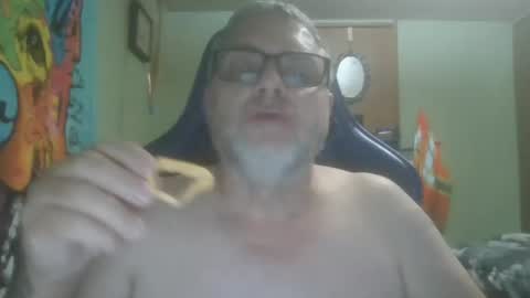 Snapshot of gadude45 chatting on 11.02.25 gadude45 online show from 11.02.25