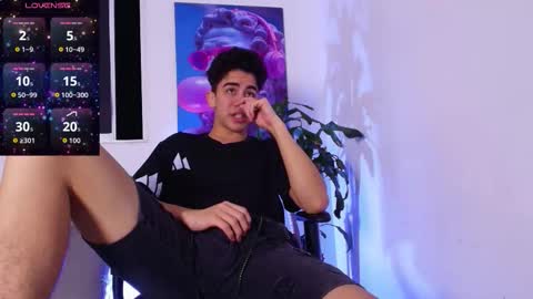 Snapshot of gael_moon chatting on 02.12.26 Gael Moon online show from 02.12.26