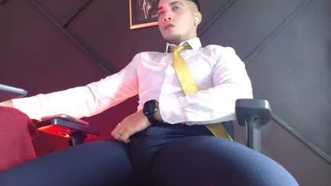 Snapshot of gael_williams3 chatting on 02.21.25 gael_williams3 online show from 02.21.25