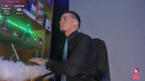 Gael Williams online show from 10.28.25