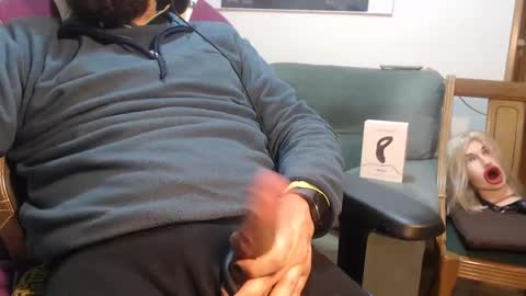 Snapshot of gag0nmyc0ck chatting on 01.12.25 your master online show from 01.12.25