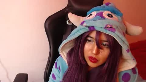 Kate 3 online show from 11.13.25