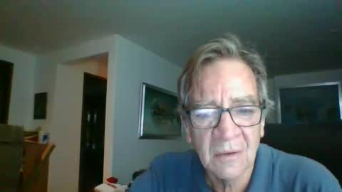 Snapshot of galloboy6 chatting on 12.16.25 galloboy6 online show from 12.16.25