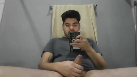 Snapshot of galoricardo10 chatting on 02.16.26 galoricardo10 online show from 02.16.26