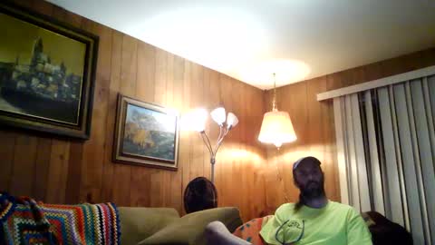 Snapshot of gamerfiend420 chatting on 10.08.25 gamerfiend420 online show from 10.08.25