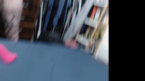 HOT  online show from 12.14.24