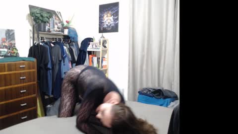 HOT  online show from 02.08.25