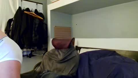 Snapshot of gaotter chatting on 12.14.25 GAotter online show from 12.14.25