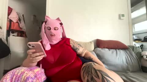 gapetrainee online show from 10.19.25