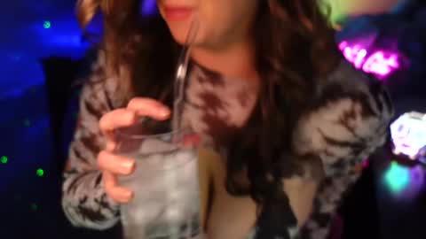 Snapshot of garagesex22 chatting on 12.03.24 Jenna - be back MONDAY night. online show from 12.03.24