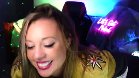 Snapshot of garagesex22 chatting on 01.08.25 Jenna - be back MONDAY night. online show from 01.08.25