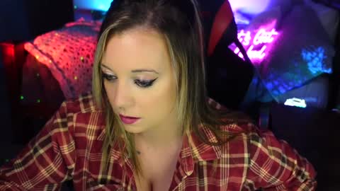 Snapshot of garagesex22 chatting on 01.09.25 Jenna - be back MONDAY night. online show from 01.09.25