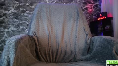 Snapshot of garbel09 chatting on 12.28.24 Chris Dont forget to gift me thumb up Its very important to me and makes me happy AF online show from 12.28.24