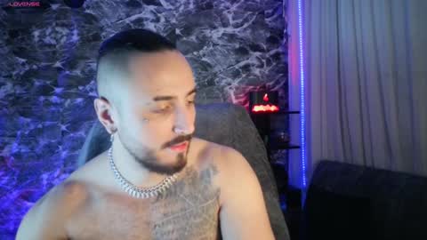 Snapshot of garbel09 chatting on 01.19.25 Chris Dont forget to gift me thumb up Its very important to me and makes me happy AF online show from 01.19.25