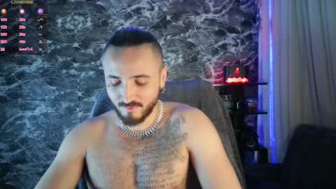 Snapshot of garbel09 chatting on 02.11.25 Chris Dont forget to gift me thumb up Its very important to me and makes me happy AF online show from 02.11.25