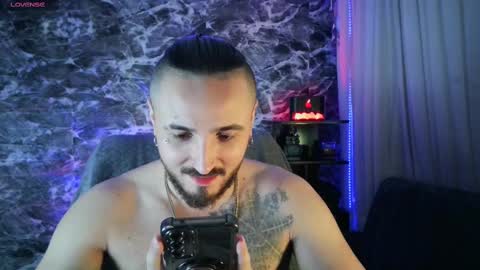 Snapshot of garbel09 chatting on 02.20.25 Chris Dont forget to gift me thumb up Its very important to me and makes me happy AF online show from 02.20.25