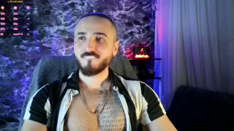 Snapshot of garbel09 chatting on 03.01.25 Chris Dont forget to gift me thumb up Its very important to me and makes me happy AF online show from 03.01.25