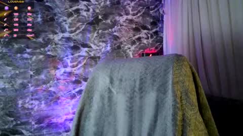 Snapshot of garbel09 chatting on 03.10.25 Chris Dont forget to gift me thumb up Its very important to me and makes me happy AF online show from 03.10.25