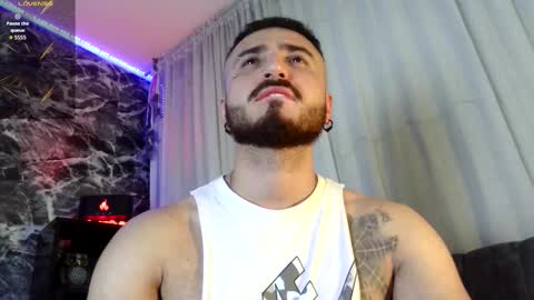 Snapshot of garbel09 chatting on 09.18.25 Chris Dont forget to gift me thumb up Its very important to me and makes me happy AF online show from 09.18.25