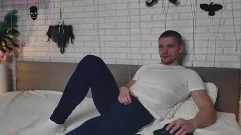 Gared online show from 10.31.25