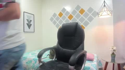 garuo_18 online show from 11.01.25