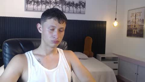 garuo_18 online show from 12.01.25