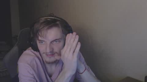 Snapshot of gasturfahe chatting on 02.12.25 gasturfahe online show from 02.12.25