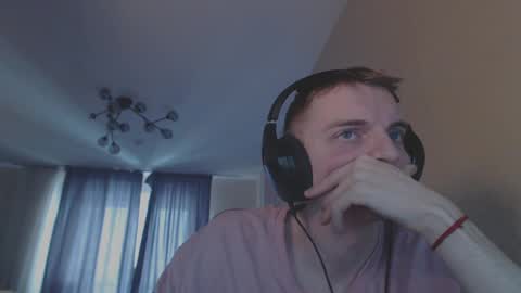 Snapshot of gasturfahe chatting on 02.18.25 gasturfahe online show from 02.18.25