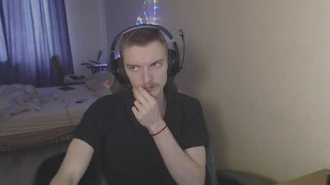 Snapshot of gasturfahe chatting on 03.05.25 gasturfahe online show from 03.05.25