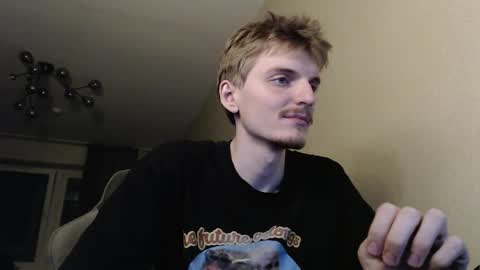 Snapshot of gasturfahe chatting on 09.13.25 gasturfahe online show from 09.13.25