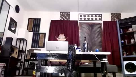 gatewaylaptop2019 online show from 11.23.25