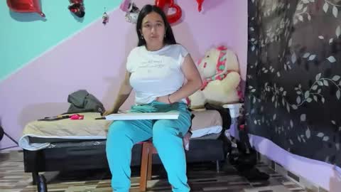 Snapshot of gaticahot001 chatting on 11.04.25 Diana online show from 11.04.25