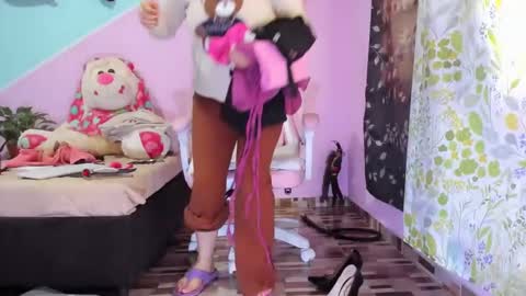 Snapshot of gaticahot001 chatting on 11.17.25 Diana online show from 11.17.25