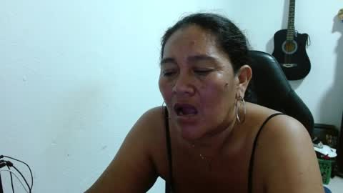 Snapshot of gatika_sexy chatting on 05.01.26 katia online show from 05.01.26