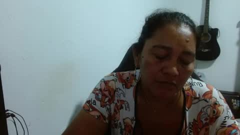 Snapshot of gatika_sexy chatting on 05.12.26 katia online show from 05.12.26