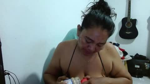 Snapshot of gatika_sexy chatting on 05.17.26 katia online show from 05.17.26