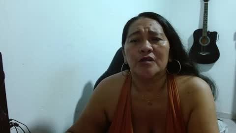 Snapshot of gatika_sexy chatting on 05.26.26 katia online show from 05.26.26