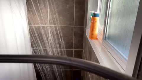 Snapshot of gatmandeep chatting on 01.18.25 Aladdin online show from 01.18.25