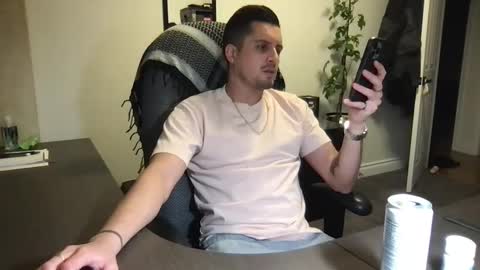 Snapshot of gatmandeep chatting on 03.09.25 Aladdin online show from 03.09.25