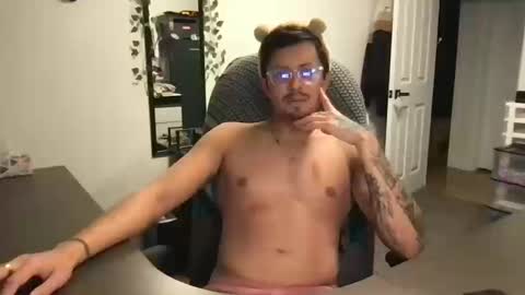 Snapshot of gatmandeep chatting on 10.18.25 Aladdin online show from 10.18.25