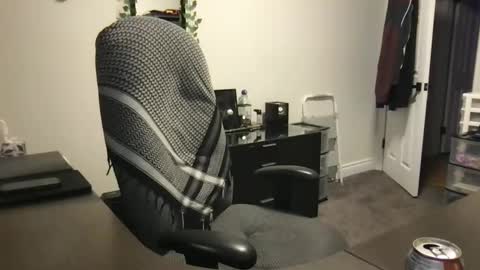 Snapshot of gatmandeep chatting on 10.19.25 Aladdin online show from 10.19.25