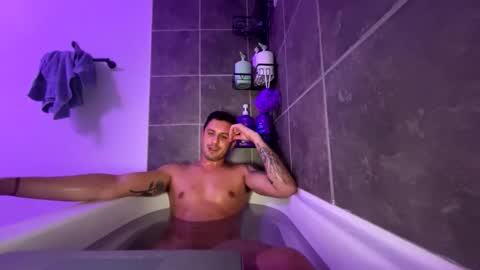 Snapshot of gatmandeep chatting on 11.23.25 Aladdin online show from 11.23.25