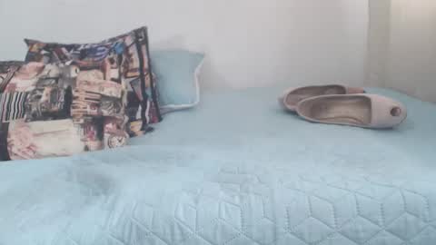 Lucy Fernanda online show from 02.14.25