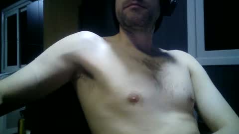 Snapshot of gauchors21 chatting on 12.04.25 gauchors21 online show from 12.04.25