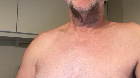 Snapshot of gaulis72 chatting on 11.23.25 gaulis72 online show from 11.23.25