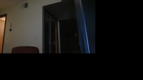 gavineverett3 online show from 10.16.25