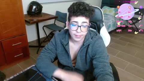 Matt male pronouns please online show from 12.21.24